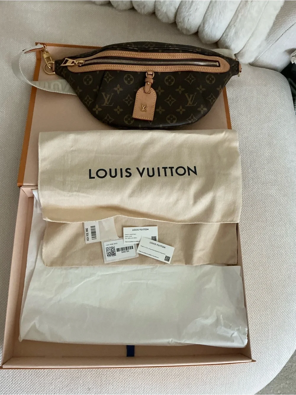 Louis Vuitton High Rise Bumbag - Picture 7 of 16